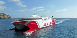 Armas Trasmediterránea ofrece 100.000 plazas para viajar entre islas el puente del Día de Canarias