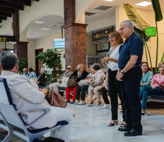 El Cabildo de La Gomera inicia una ronda de reuniones informativas sobre el nuevo programa de viajes de turismo sociocultural