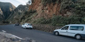 El Cabildo intensifica el operativo de mantenimiento y conservación de carreteras insulares de cara al verano