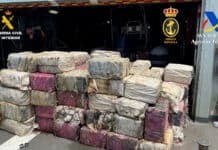 Interceptado un remolcador al oeste de Canarias que transportaba tres toneladas de cocaína