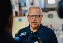 Curbelo reclama a AENA una política de tasas diferenciada para Canarias y rechaza la subida del 6,5%