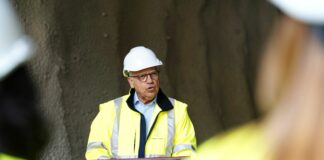 Curbelo valora la finalización de la excavación del túnel de la Variante como un hito en la modernización viaria de La Gomera