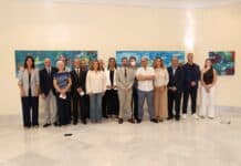 El Parlamento de Canarias acoge una exposición de pinturas de pacientes de salud mental