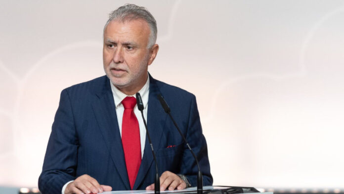 Ángel Víctor Torres EP