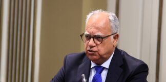 Curbelo insiste en pedir fiscalidad diferenciada para las Islas Verdes y Clavijo confirma su encaje en el decreto ley de la Agenda Canaria