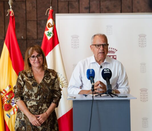 El Cabildo de La Gomera incorpora a sus becas una ayuda al alquiler para estudiantes que cursan estudios fuera de la isla