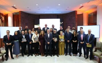 El Parlamento acoge la entrega de los Premios Gastronómicos Mesa Abierta en su VIII edición