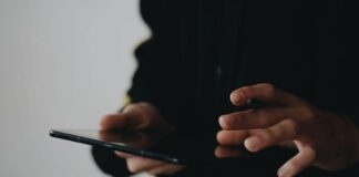 Los 6 mejores rastreadores de números de teléfono en 2026