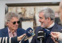 Fernando Clavijo anuncia a Braulio la concesión de la Medalla de Oro de Canarias