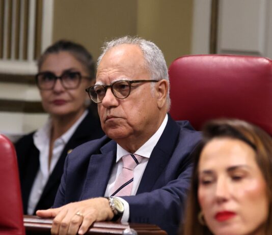 Curbelo exige certidumbre y calendario para el Real Decreto-ley de la Agenda Canaria y avances firmes en financiación autonómica