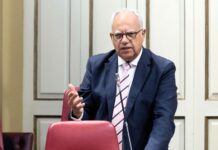 Curbelo reivindica una estrategia firme para diversificar la economía en las islas no capitalinas