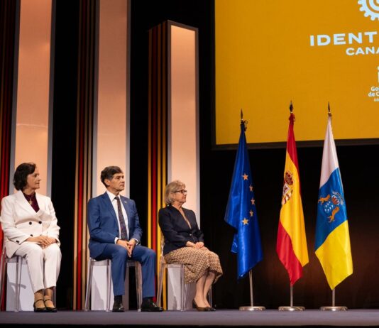 El Gobierno distingue a cuatro referentes por su labor en la protección del patrimonio cultural de Canarias