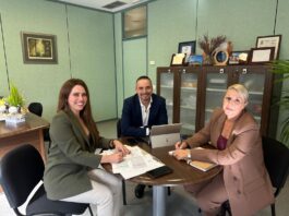 Adasat Goya visita las instalaciones del Hospital Nuestra Señora de Guadalupe, en La Gomera