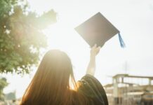 El Gobierno de Canarias notifica la primera resolución definitiva de las becas universitarias 2025/2026