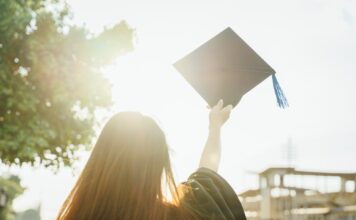 El Gobierno de Canarias notifica la primera resolución definitiva de las becas universitarias 2025/2026