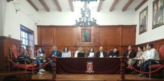 El Ayuntamiento de San Sebastián de La Gomera distingue a D. Francisco José Fernández Reyes con el Premio Méritos Humanos 2026