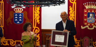 Francisco José Fernández Reyes recibe el Premio Méritos Humanos San Sebastián de La Gomera 2026