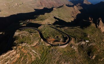 El Cabildo ejecuta mejoras en la carretera GM-2, entre San Sebastián y la Degollada de Peraza