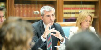 Manuel Domínguez anuncia medidas para la mejora de los precios de la cesta de la compra en Canarias