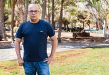 Iniciativa por La Gomera denuncia la incoherencia de ASG: habla de “menos turistas” mientras impulsa convertir la isla en un parque temático