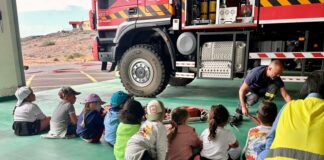 El Aeropuerto de La Gomera recibe un año más la visita escolar del CEO Santiago Apóstol