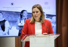 Astrid Pérez: “Hoy no celebramos la perfección, celebramos el coraje cotidiano de las mujeres que sostienen Canarias