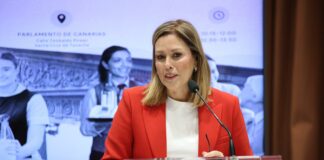 Astrid Pérez: “Hoy no celebramos la perfección, celebramos el coraje cotidiano de las mujeres que sostienen Canarias