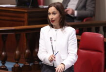 Fierro exige al Gobierno actuar “con determinación” para paliar el impacto de la guerra de Irán en la economía de las familias canarias