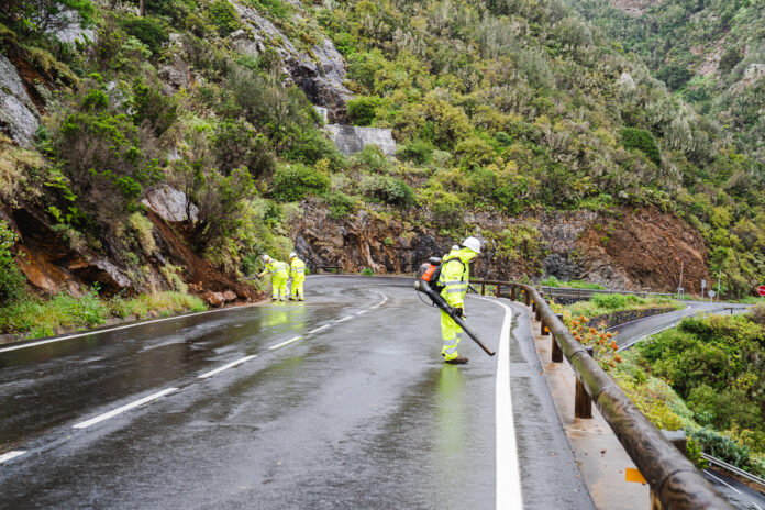 010426 Operativo de mantenimiento y conservación de carreteras de La Gomera
