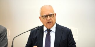 Curbelo pide reforzar las medidas anticrisis ante el impacto “más intenso” en Canarias de la guerra en Oriente Medio