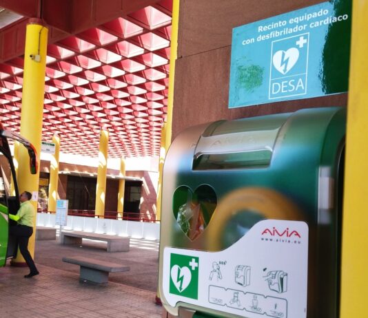 El Cabildo de La Gomera mantiene activos una decena de desfibriladores en la isla y refuerza su estrategia de cardioprotección