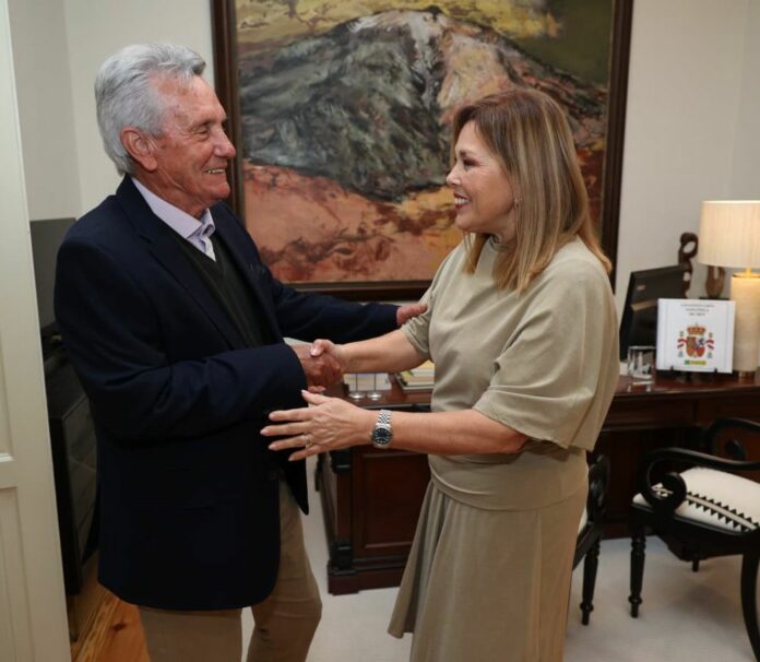 Eugenio Darias y Astrid Pérez