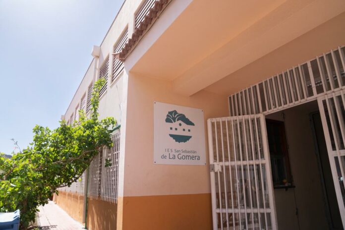 Exterior del edificio de FP en San Sebastián de La Gomera