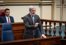 Clavijo lamenta que el Estado haya mentido sobre la situación sanitaria de los pasajeros del MV Hondius