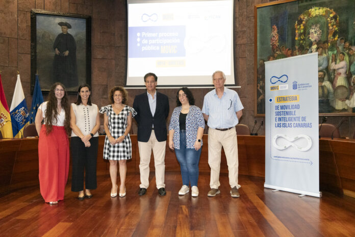Foto de familia autoridades MOVIC