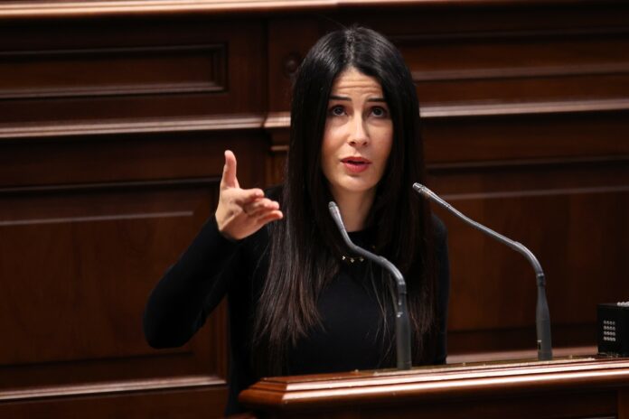 Melodie Mendoza Parlamento 1