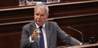 Franquis acusa a Clavijo de “mentir, generar alarmismo y confrontar” durante la crisis del hantavirus