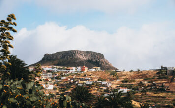 Cielos nubosos en el norte de las islas y lloviznas de madrugada este domingo