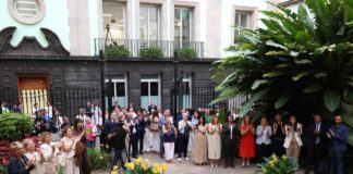 El Patio de Honor del Parlamento de Canarias se llena de música y emoción en el concierto institucional por el Día de Canarias