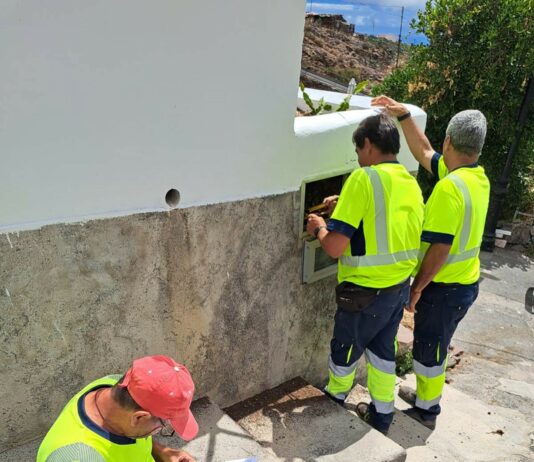 El Ayuntamiento de Alajeró adjudica el contrato de renovación e incorporación de telelectura de contadores domiciliarios de agua potable en varias zonas del municipio