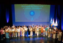 Esther Monzón en el Parlamento de Canarias