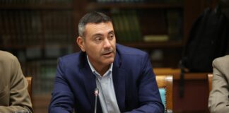 Oswaldo Betancort: “La digitalización debe ponerse al servicio de las personas y no arriesgar nuestra actividad pesquera”