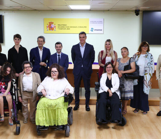 Pedro Sánchez anuncia que el Gobierno aprueba hoy la mayor inversión en dependencia de la democracia: más de 2.200 M€ extra para “cuidar más y mejor a quienes más lo necesitan”