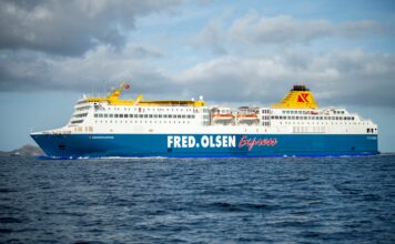 Más de 9.000 pasajeros escogieron la conexión marítima entre Huelva y Canarias de Fred. Olsen Express durante el comienzo del verano
