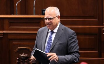 Curbelo celebra el acuerdo que garantiza más recursos y protege las singularidades de Canarias