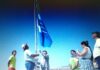 El municipio de Alajeró izó este lunes su 16 Bandera Azul en Playa de Santiago