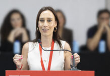 El PP de Canarias da la espalda a 166 millones de euros para Canarias por seguir las órdenes de Feijóo, según el PSOE