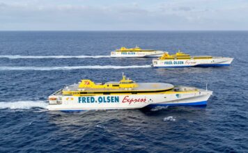 Fred. Olsen Express cumple 52 años acercando Canarias desde el mar