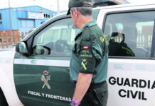 La Guardia Civil inmoviliza más de 8.500 productos durante una inspección en un establecimiento comercial de Güímar