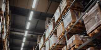 DHL vs soluciones especializadas en e-commerce: ¿cuál es la diferencia?